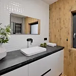 בית נופש Panorama Z Jacuzzi *